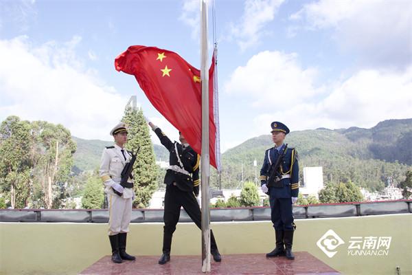 长安启源A07和全新凯美瑞怎么买？选后浪新能源还是致敬经典